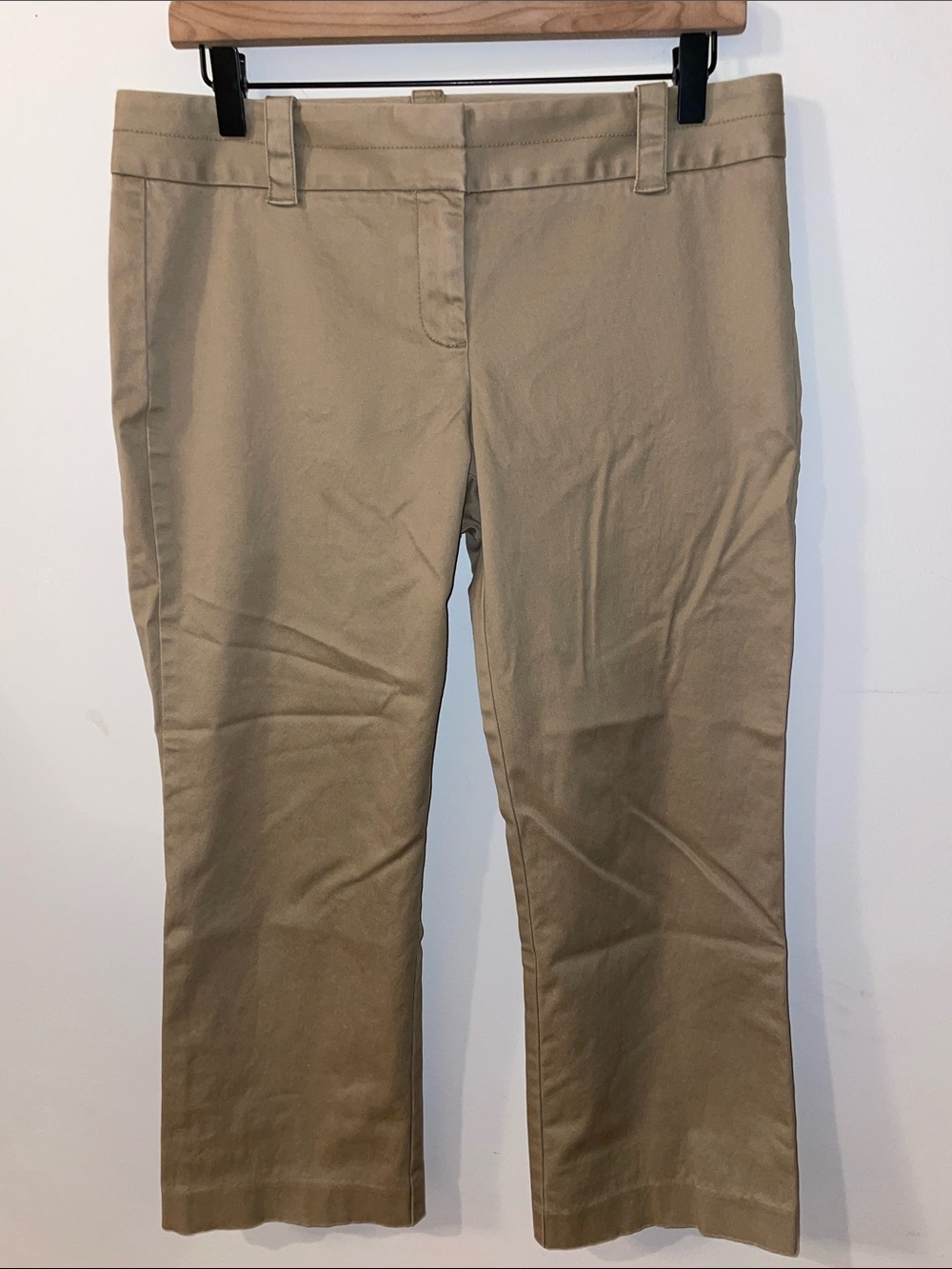 J. Crew City Fit Stretch Khaki Capris Size 6